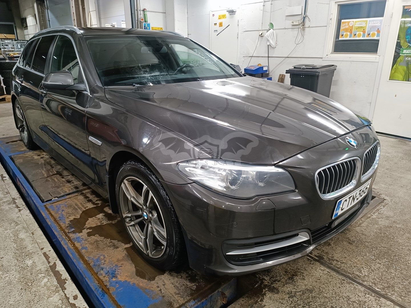 BMW 5 Series 520d xDRIVE A 2015