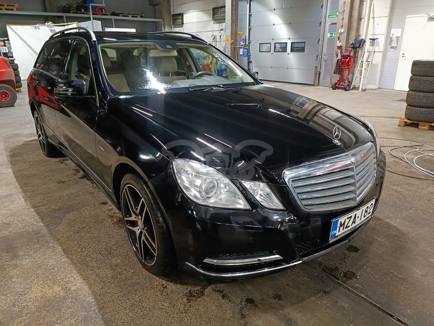 Mercedes-Benz E 350 CDI 4MATIC A 2011