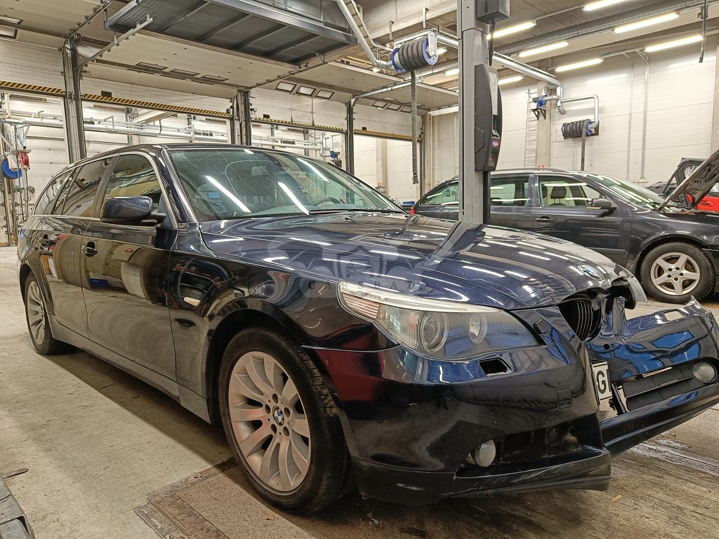 BMW 5 Series 523i 2008