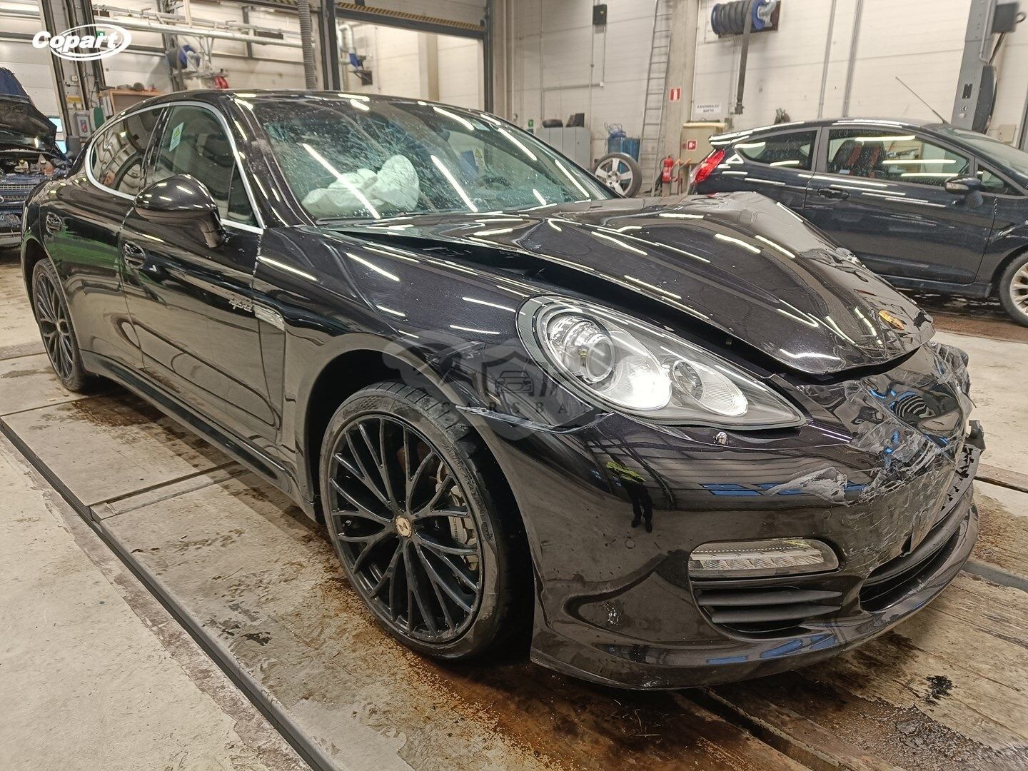 Porsche Panamera S 3.0 V6 Hybrid 2013