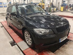 BMW 3 Series 320i 2008