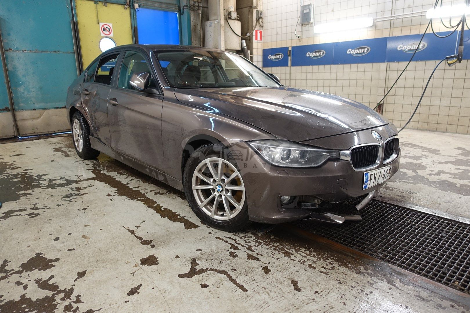 BMW 3 Series 320d xDRIVE 2013