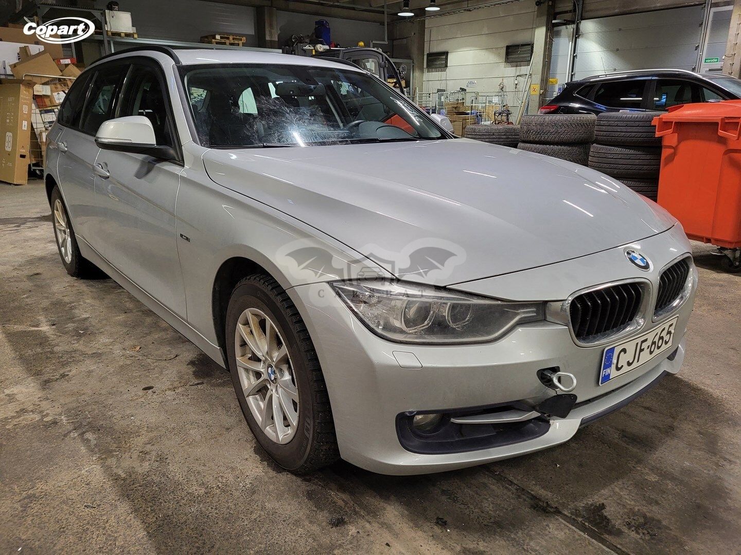 BMW 3 Series 320i xDRIVE 2013