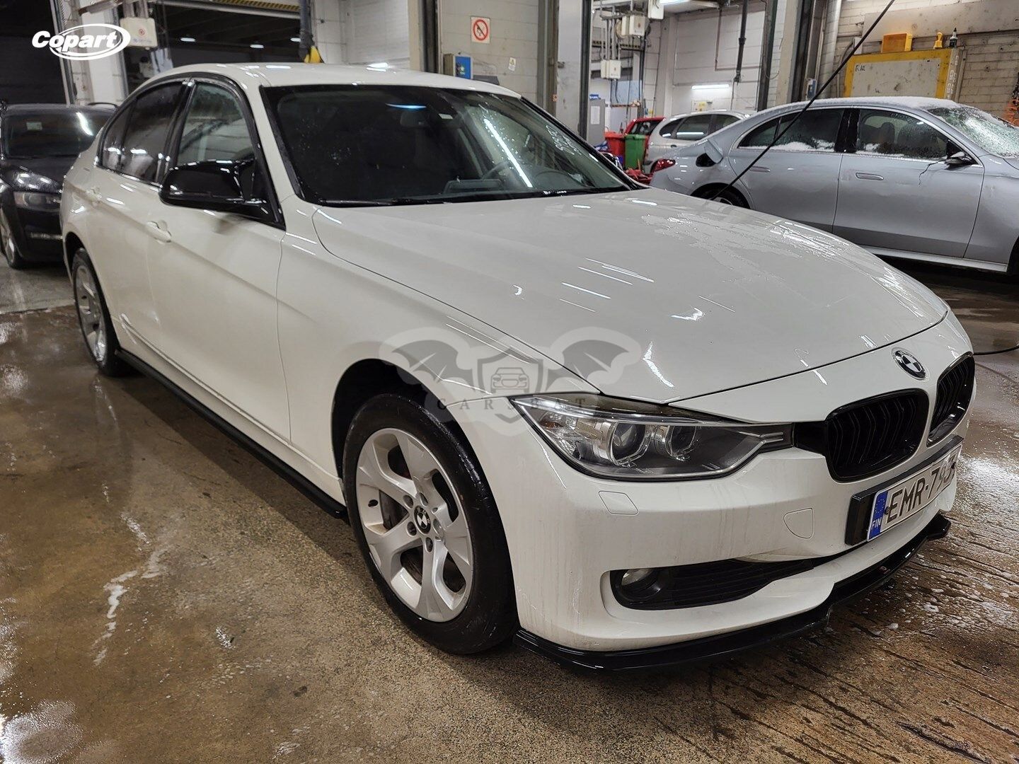 BMW 3 Series 318 d 2013