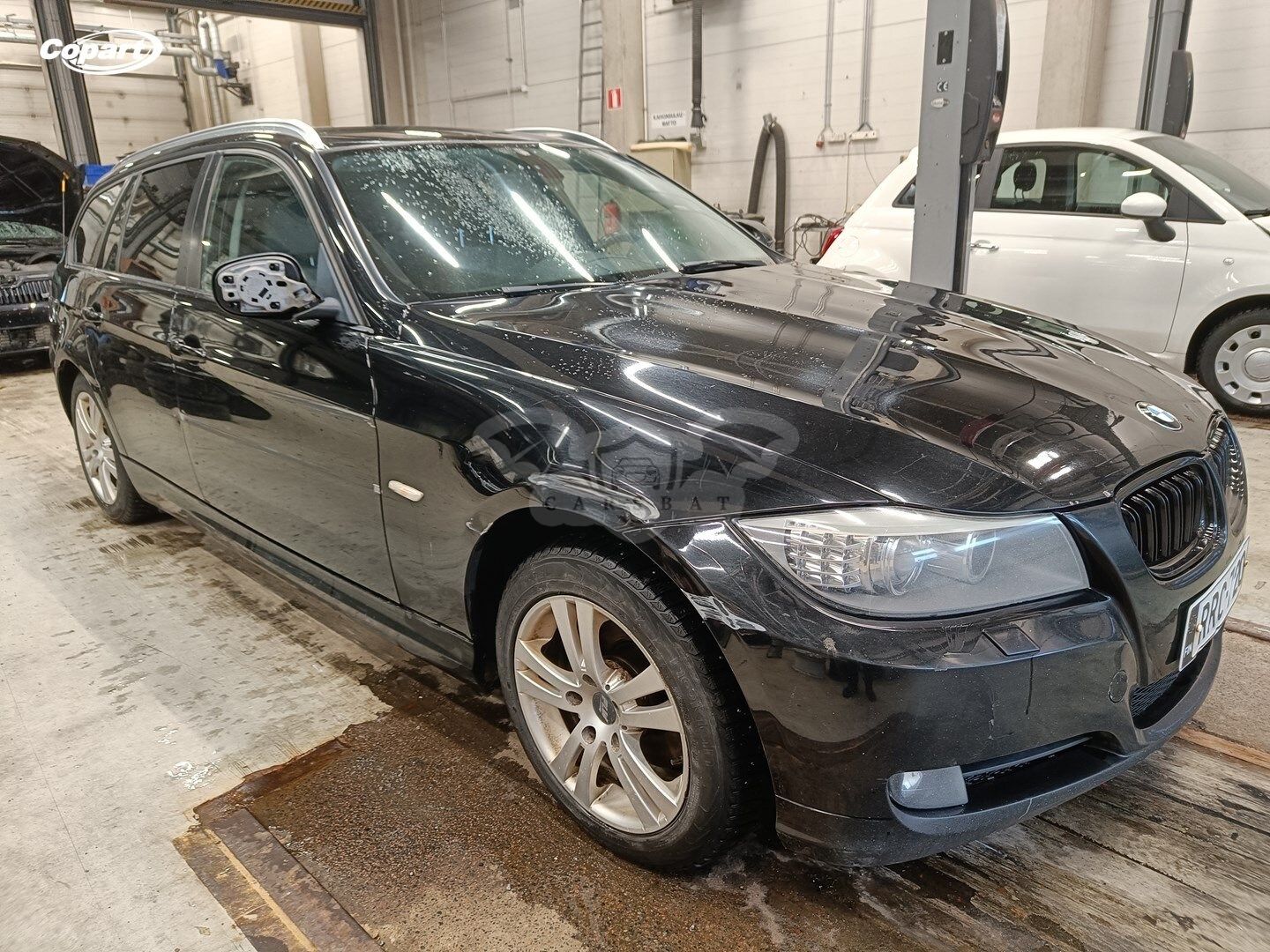 BMW 3 Series 318d 2010