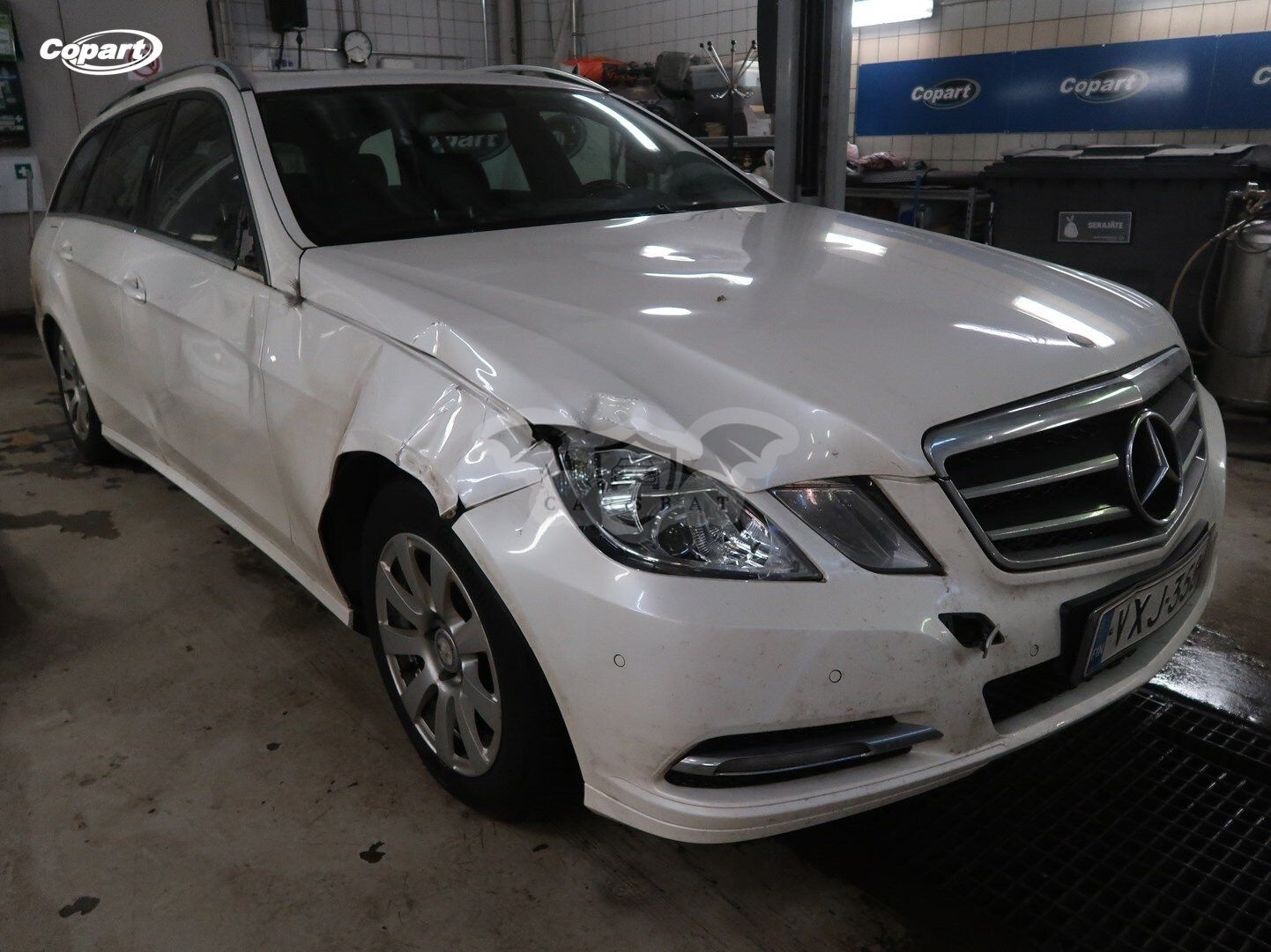 Mercedes-Benz E 300 CDI HYBRID 2012
