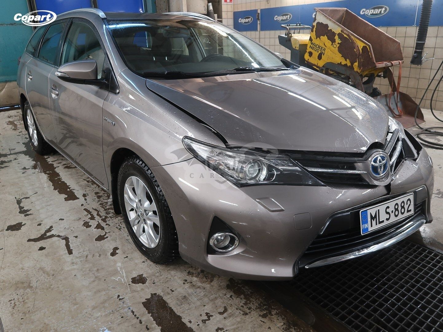 Toyota Auris 1-8 HYBRID 2014