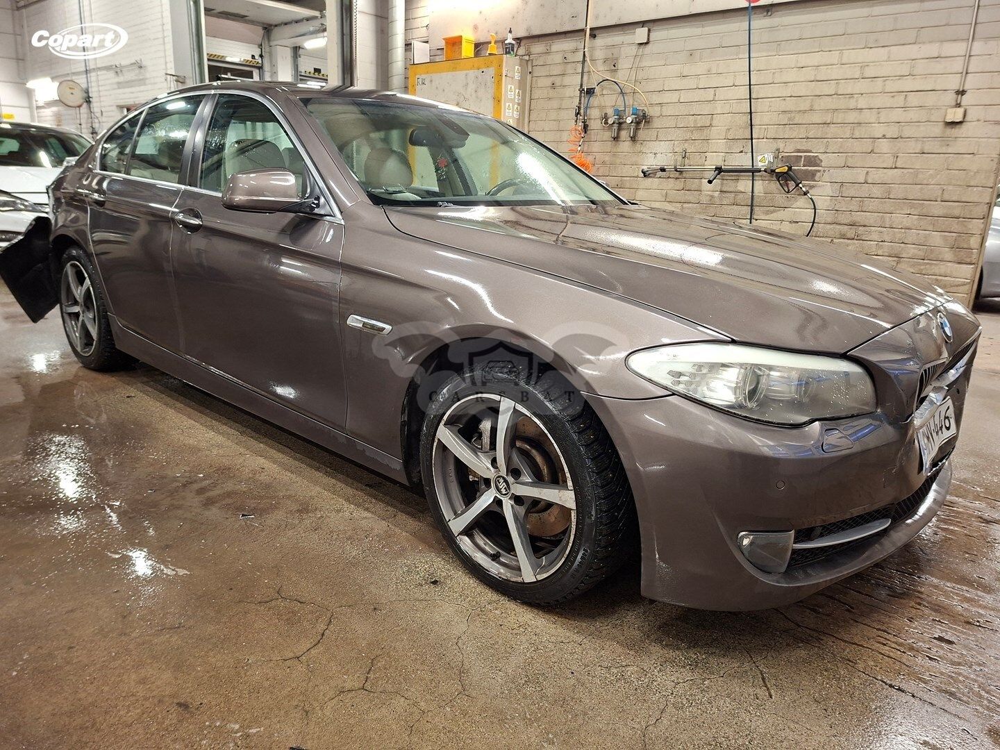 BMW 5 Series 525d 2010