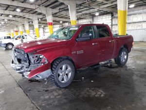 RAM 1500 SLT 5.7L 8 2015