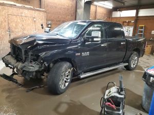 RAM 1500 LONGHORN 5.7L 8 2015