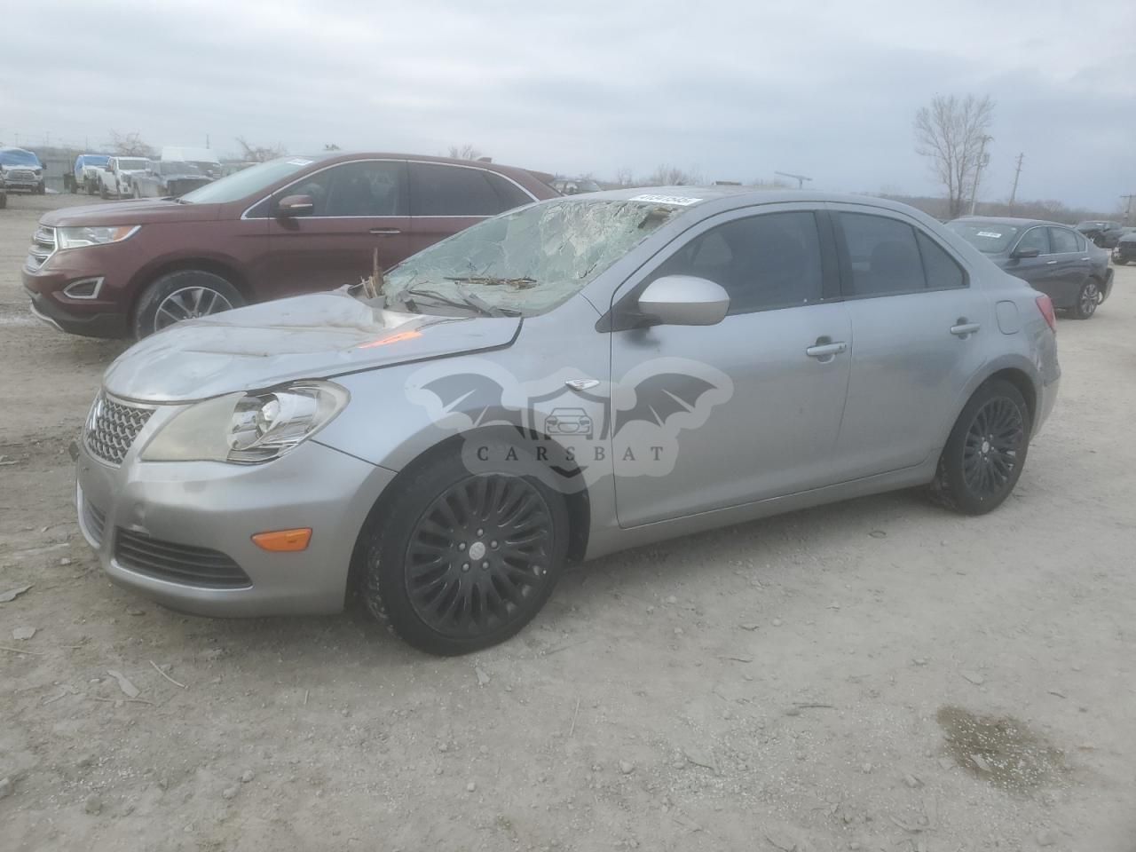 Suzuki Kizashi 2.4L 4 2012