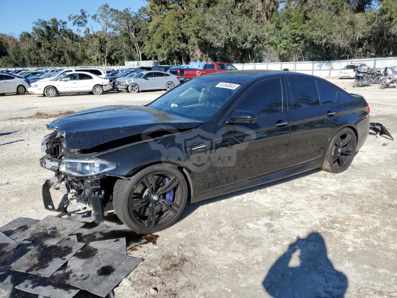 BMW M5 4.4L  8 2016
