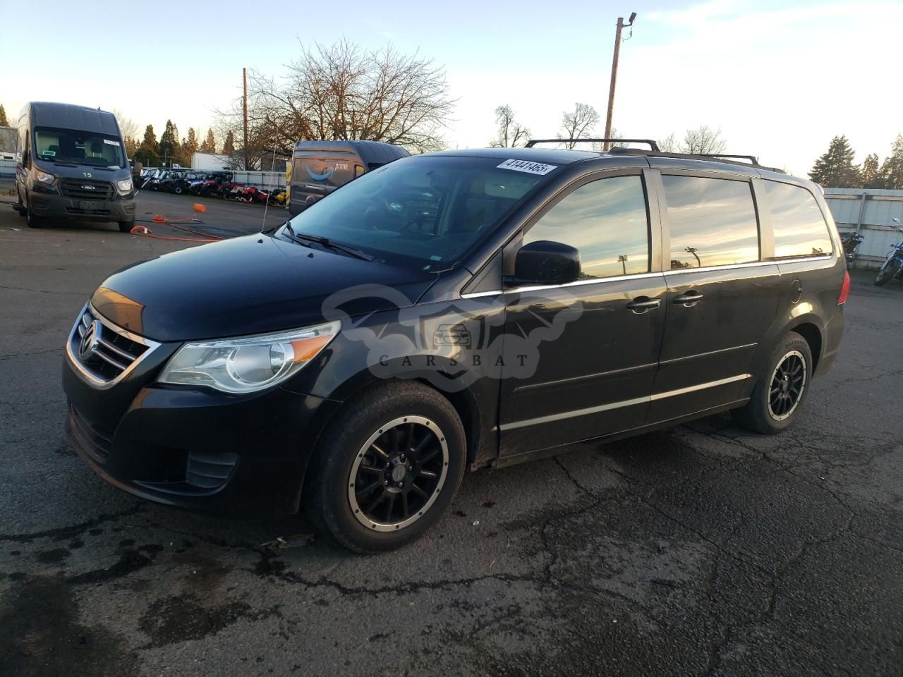 Volkswagen Routan SE 3.6L 6 2011