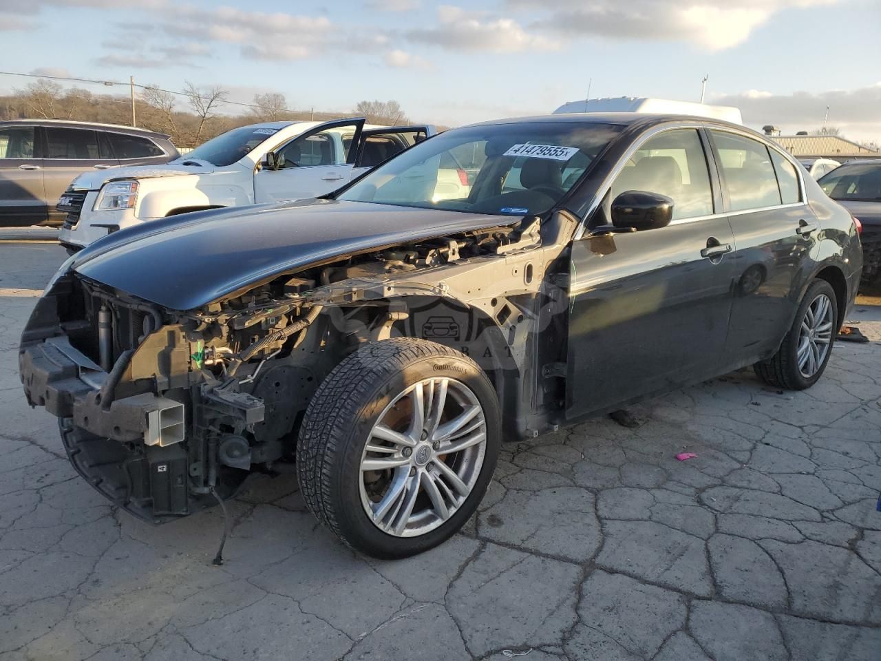 Infiniti G25 2.5L 6 2012