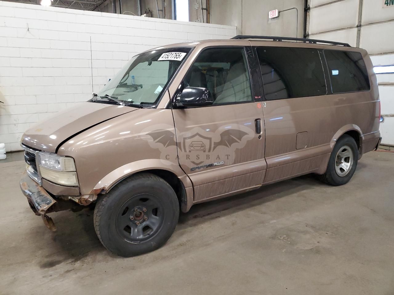 GMC Safari XT 4.3L 6 1999
