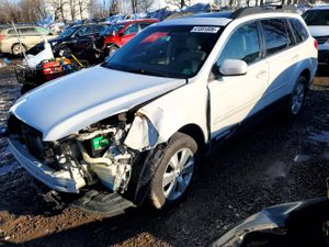 Subaru Outback 3.6L 6 2012