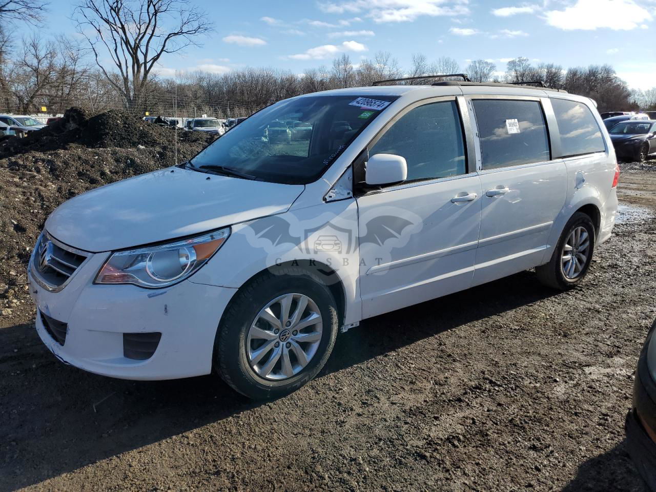 Volkswagen Routan SE 3.6L  6 2012