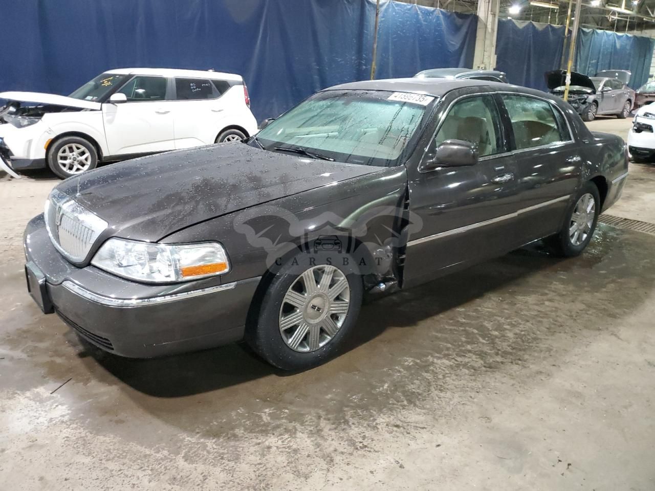 Lincoln Town Car SIGNATURE LIMITED 4.6L 8 2005