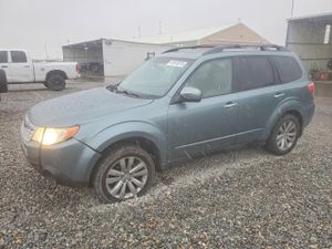 Subaru Forester 2.5L 4 2011