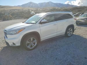 Toyota Highlander 3.5L 6 2014