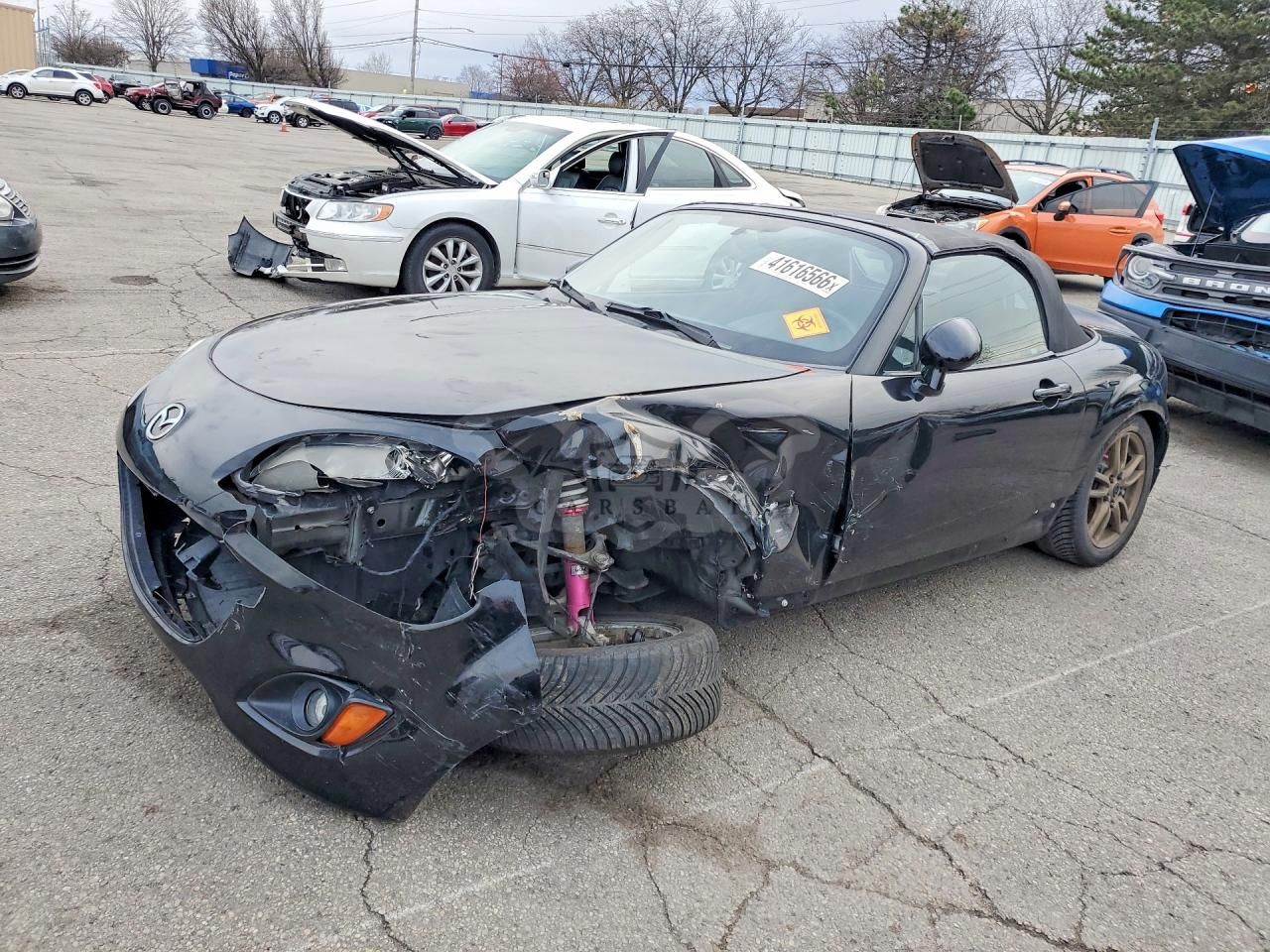 Mazda MX-5 (Miata) 2.0L 4 2010