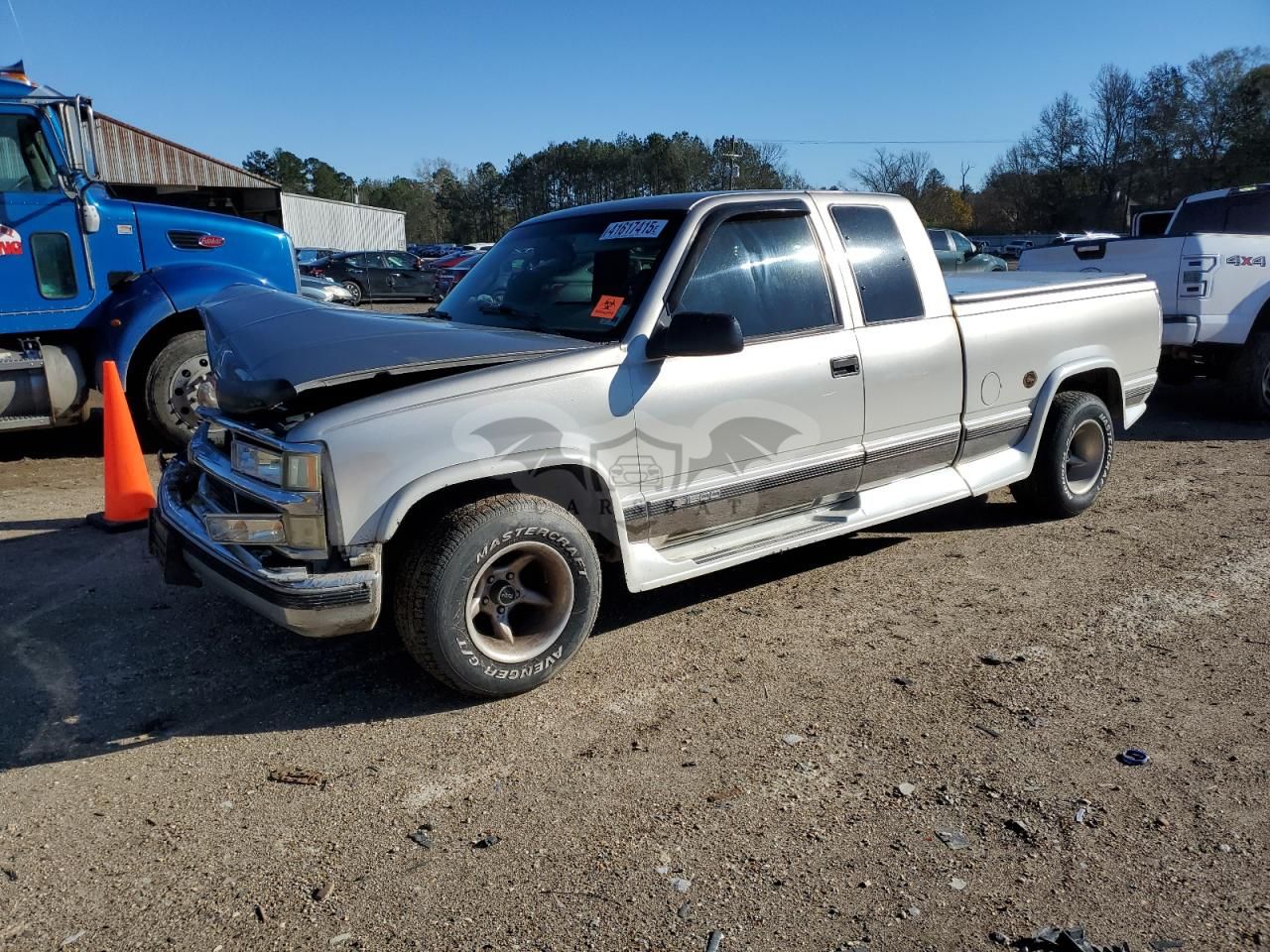 Chevrolet C/K 1500 C1500 5.7L 8 1998