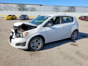 Chevrolet Aveo (Sonic) 1.8L 4 2015