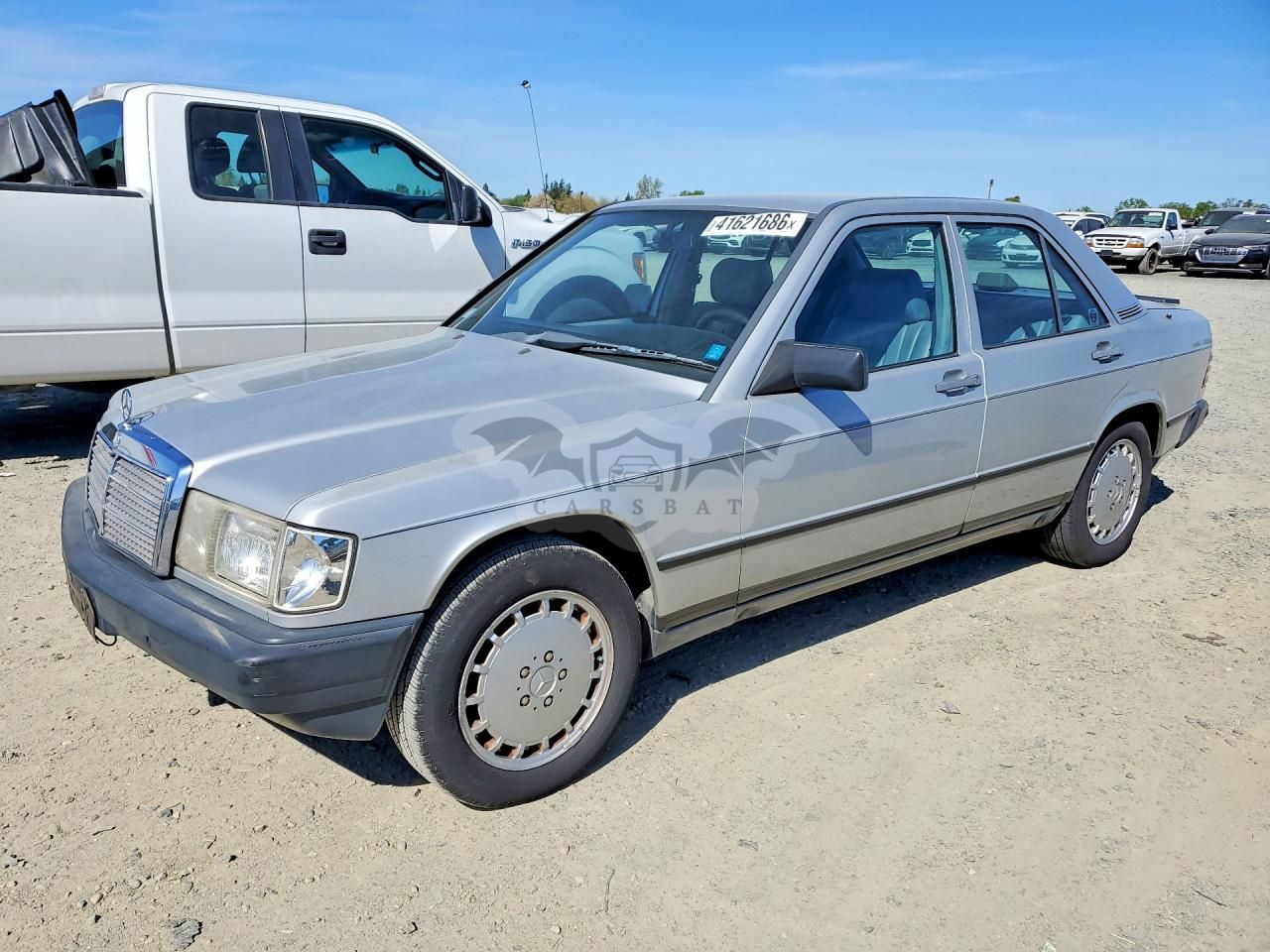 Mercedes-Benz 190 2.3L 4 1987