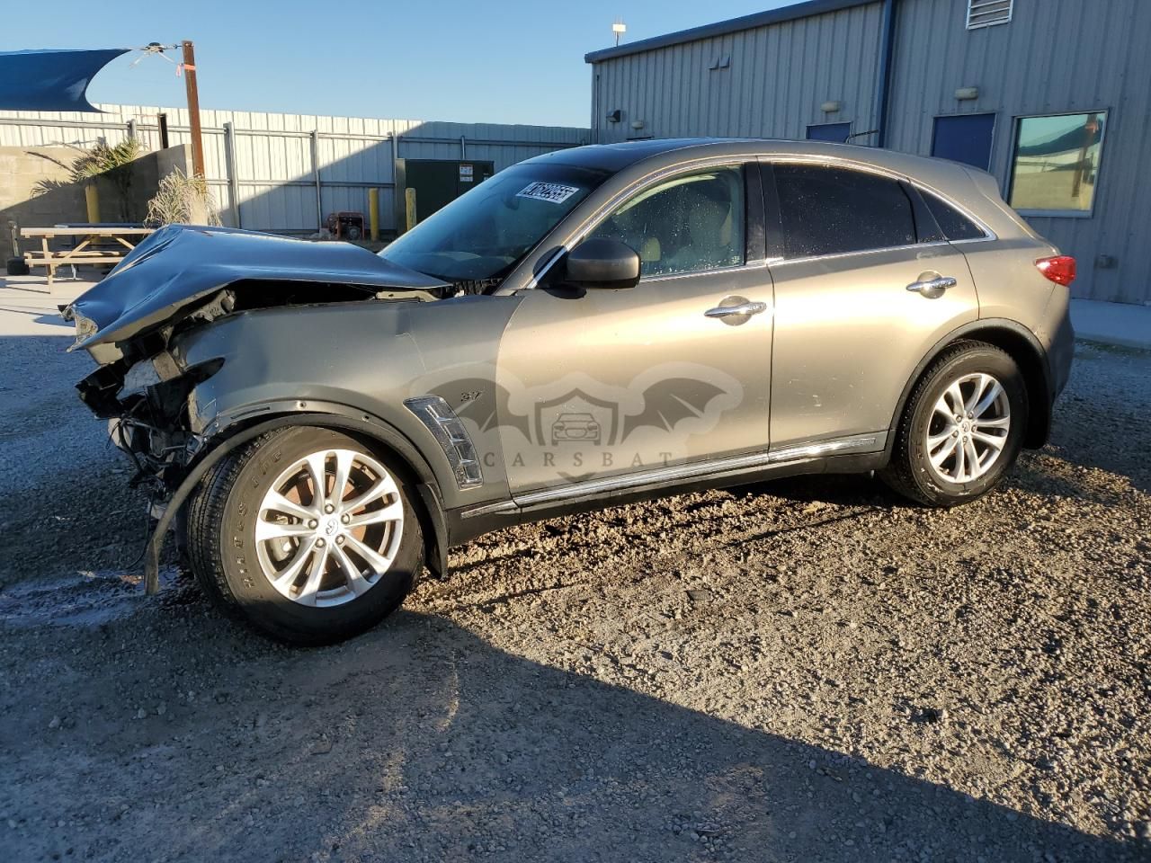 Infiniti QX70 3.7L 6 2014