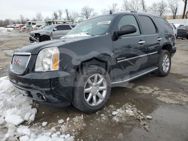 GMC Yukon DENALI 6.2L  8 2011