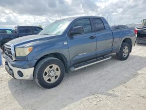 Toyota Tundra 4.6L 8 2010