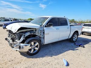 RAM 1500 5.7L 8 2015
