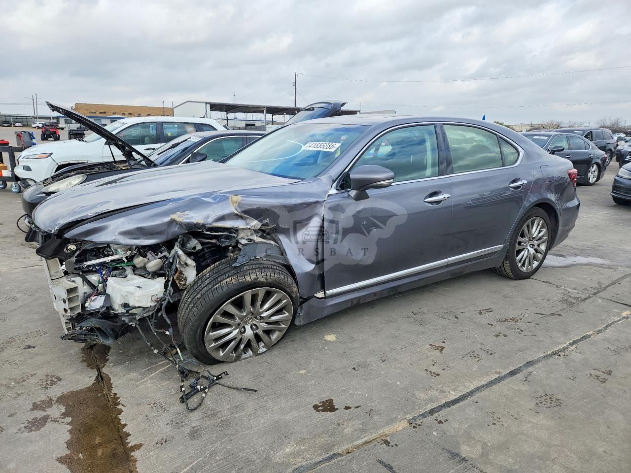 Lexus LS 4.6L 8 2015