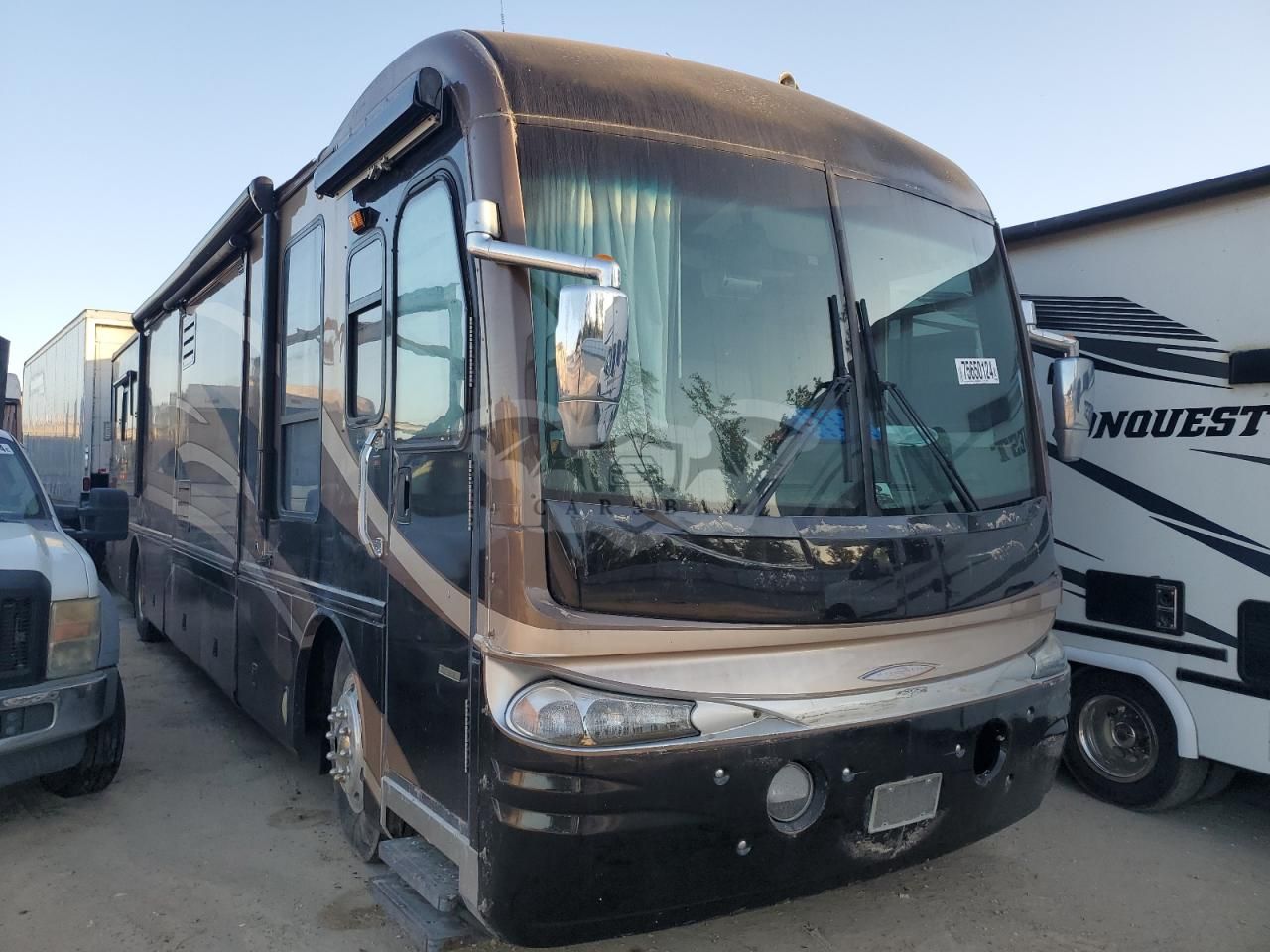 Freightliner X-line X LINE MOTOR HOME 8.3L 6 2004