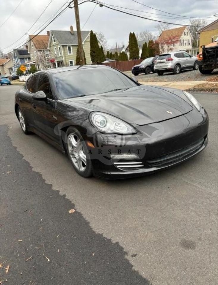 Porsche Panamera 2 3.6L 6 2011