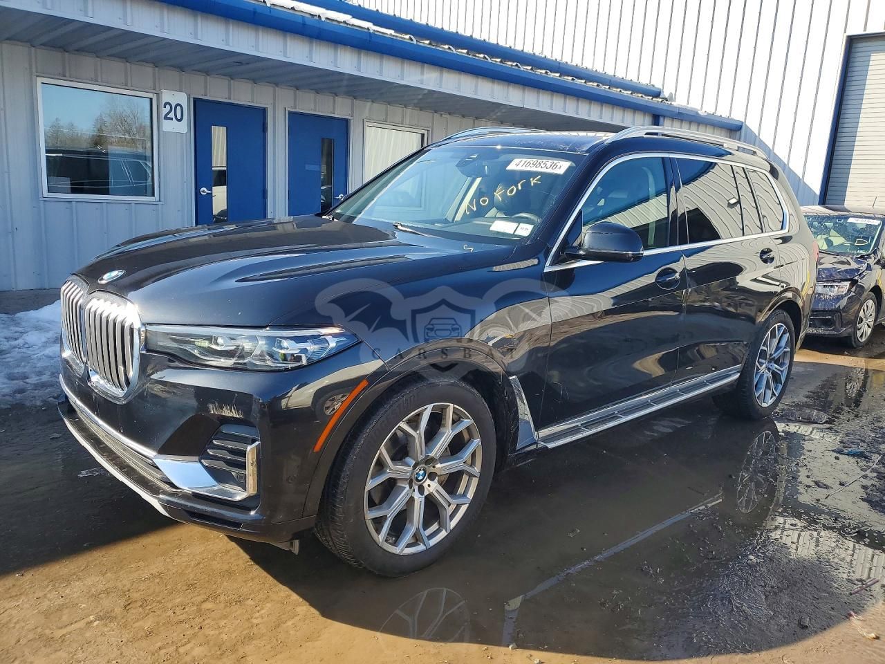 BMW X7 3.0L 6 2021