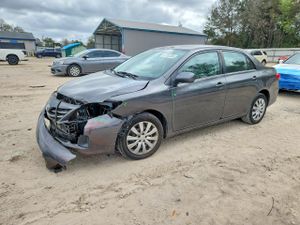 Toyota Corolla 1.8L 4 2013