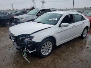 Chrysler 200 2.4L 4 2013