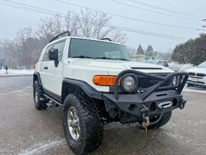 Toyota FJ Cruiser 4.0L 6 2013