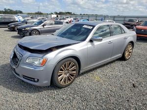 Chrysler 300C 5.7L 8 2014