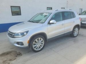 Volkswagen Tiguan 2.0L 4 2014