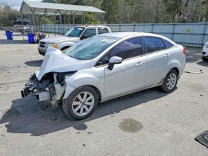 Ford Fiesta 1.6L 4 2013