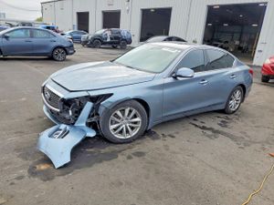 Infiniti Q50 3.7L 6 2015