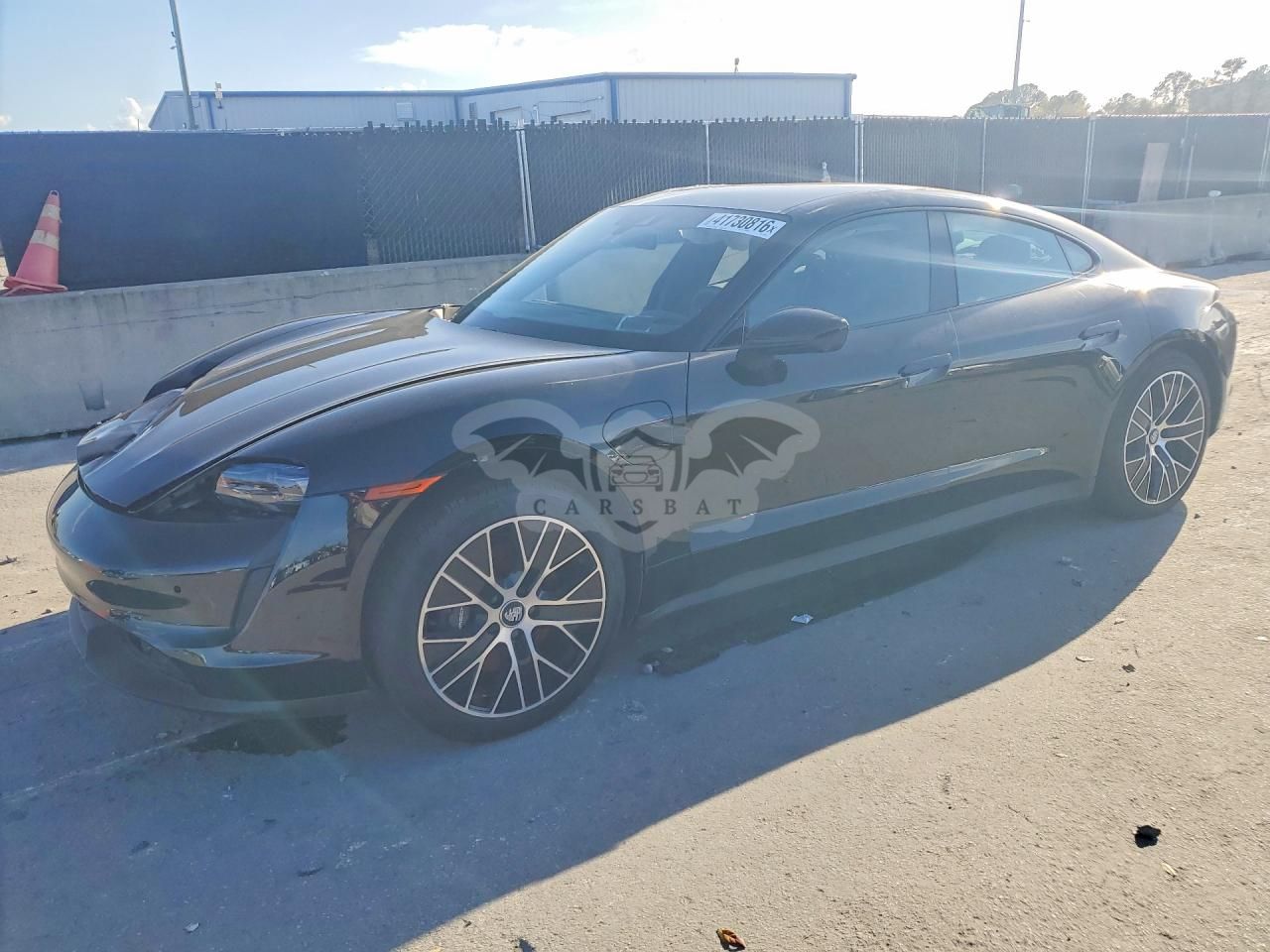 Porsche Taycan U 2024