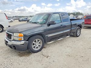 GMC Sierra 4.8L 8 2004