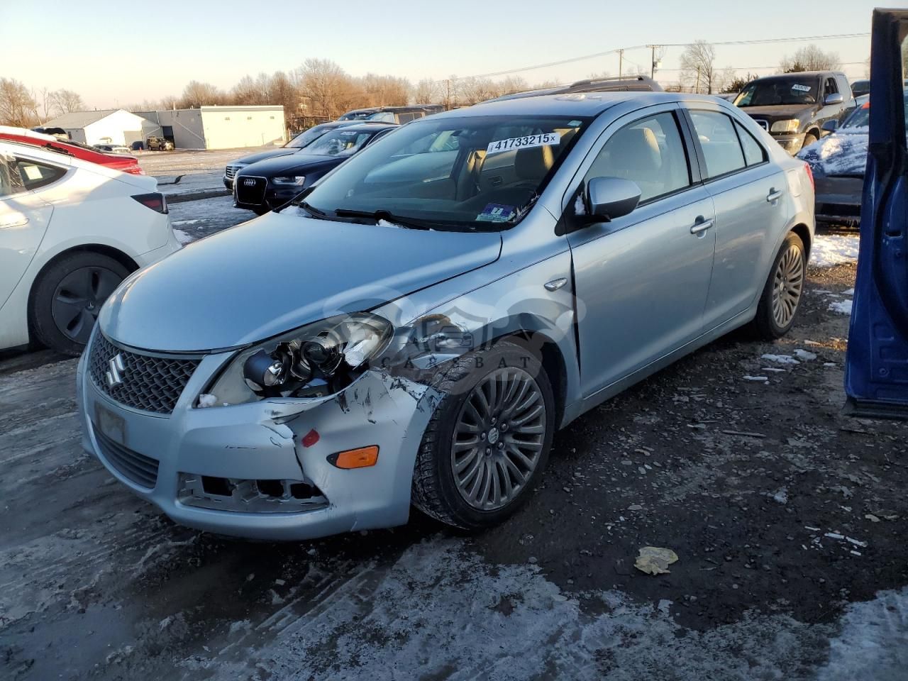 Suzuki Kizashi SE 2.4L 4 2011