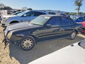 Mercedes-Benz E 3.2L 6 1999