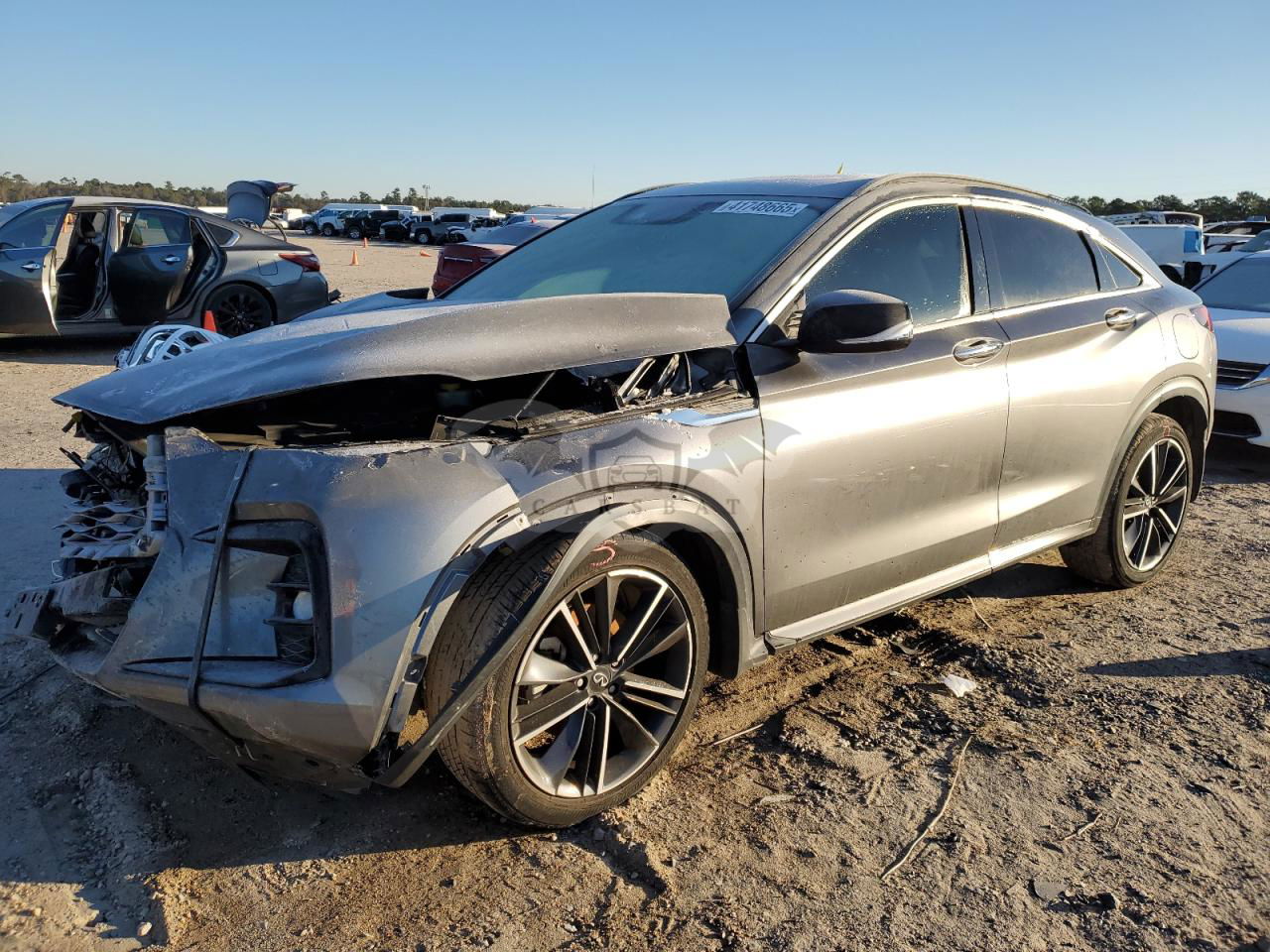 Infiniti QX50 LUXE 2.0L  4 2023