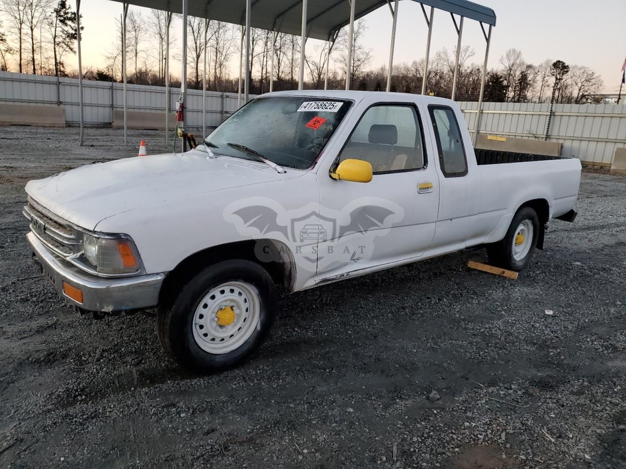 Toyota Hilux 1/2 TON EXTRA LONG WHEELBASE DLX 2.4L 4 1990