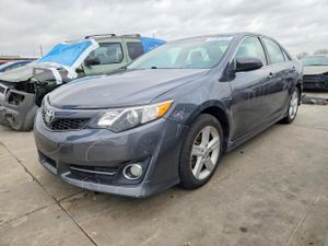 Toyota Camry 2.5L 4 2014